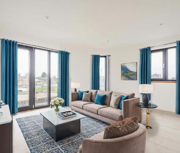 2 bedroom penthouse to rent - Photo 2