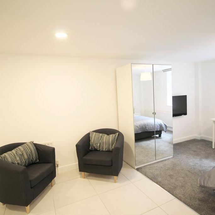 1 bedroom flat to rent - Photo 1