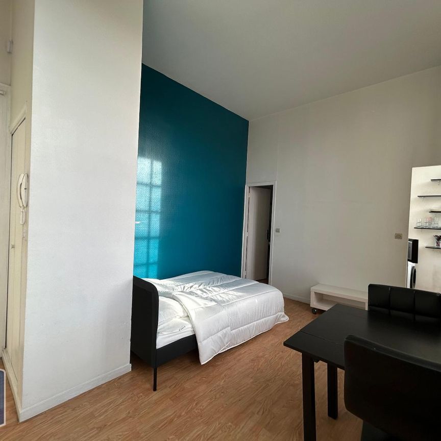 Location Appartement 1 pièce 22m² BORDEAUX 33000 - Photo 1