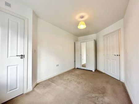 2 bedroom coach house to rent - Photo 4