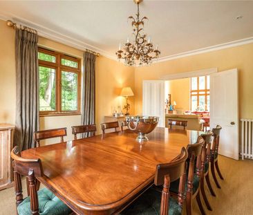 An exceptional detached family house situated on the edge of this h... - Photo 4