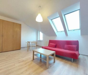 Tania kawalerka z msc. postojowym 30 m² - Photo 3