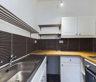Yeaman Place, Polwarth, Edinburgh, EH11 - Photo 6