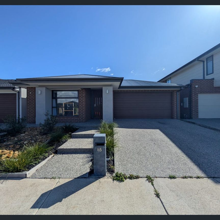 65 Hardwood Grove, Donnybrook, Vic 3064 - Photo 1