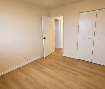 For Lease - 158A Mcarthur Avenue Unit# 804, Vanier and Kingsview Pa... - Photo 5