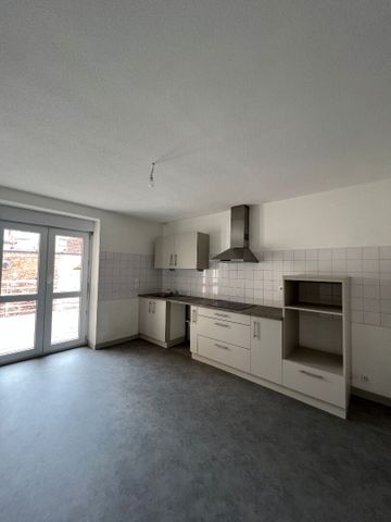 Location Appartement 4 pièces 117m² - Photo 5