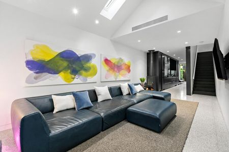 6 Stafford Street, Abbotsford VIC 3067 - Photo 2