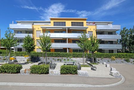 Moderne 2.5-Zimmer-Wohnung mit grosszügigem Balkon in grüner Wohnanlage in Weiach - Photo 3