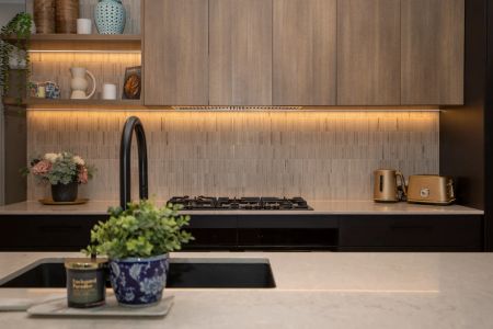 4 Bedroom Luxury Family Oasis for Rent – In Exclusive Monterey keys - Photo 3