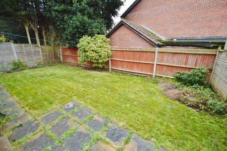 Rixon Close, George Green, Slough,SL3 - Photo 4