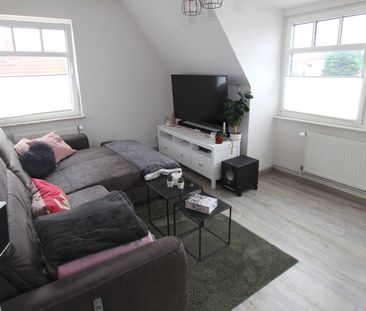 Charmante 3-Zimmer-Dachgeschosswohnung in zentrumsnaher, ruhiger Wo... - Photo 1