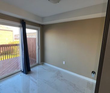 For Lease - 13 Rouge River Drive Unit# B, Toronto, Ontario - Photo 6