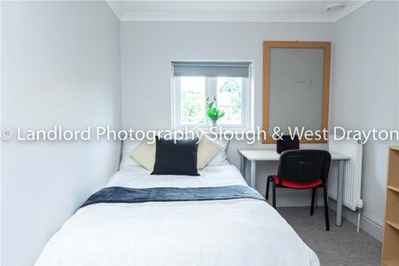 Broomfield, Guildford, Surrey, GU2 8LH - Photo 5