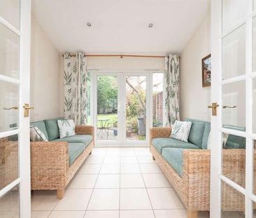 Bowyer Crescent, Wokingham, RG40 - Photo 1