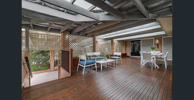 Accommodating and accessible! - Photo 1