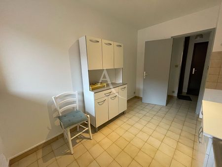 Location Appartement 2 pièces 48m² - Photo 5