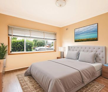 Unbeatable Kingswood Location Just Minutes from Station, Schools an... - Photo 3