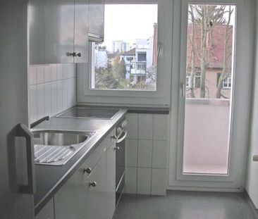 Generous 2.5-room apartment in a beautiful location! - Photo 2