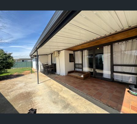 14 Johns Avenue, Dubbo, NSW 2830 - Photo 1
