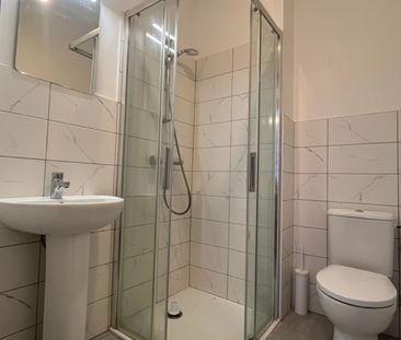 Appartement à louer - REIMS- HYPER CENTRE- - Photo 5