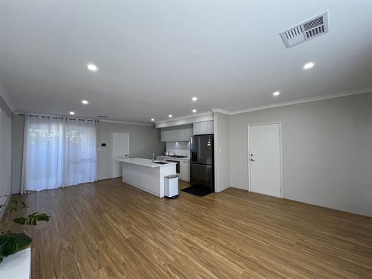 Modern Family Home - Photo 1