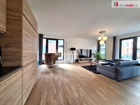 pronájem 3kk 104 m - Fotografie 3