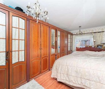 St Mary's Avenue, UB2 - Photo 4