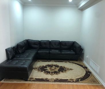 For Lease - 90 Templehill Road, Brampton, Ontario - Photo 3