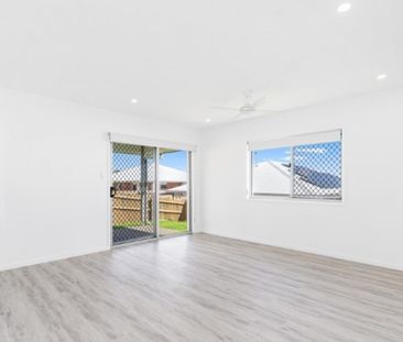 New Build 3 Bed Duplex 2 Bath 1 Car - Photo 6