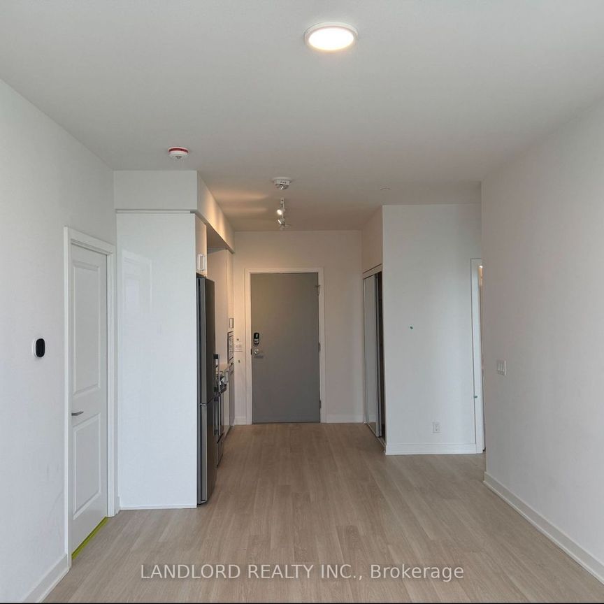 For Lease - 30 Upper Mall Way Unit# A 702, Vaughan, Ontario - Photo 1