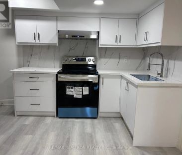 39 WATERTON CRESCENT - Photo 3