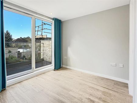 2 bedroom apartment to rent - Photo 2