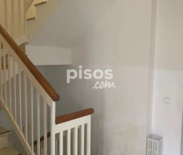 Chalet adosado en alquiler en Avenida Vía Tarpeya - Foto 1