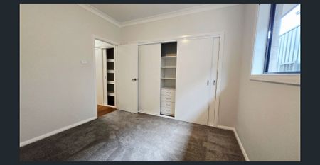 PRIME LOCATION IN GILLIESTON HEIGHTS - Photo 2