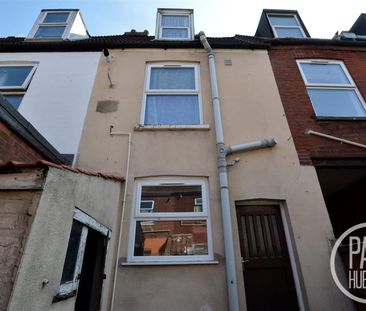 Middle Market Road, Great Yarmouth, NR30 - Photo 2