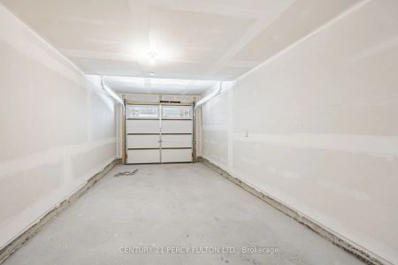 Property For Lease | E9297632 - Photo 4