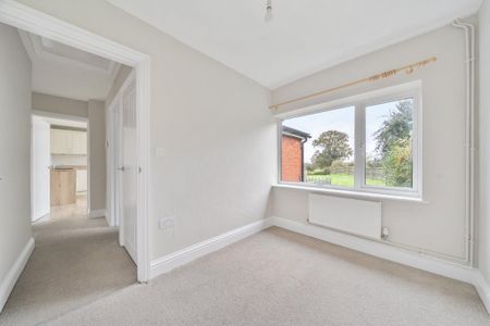 3 bedroom bungalow to rent - Photo 2