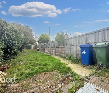 2 bedroom end of terrace house to rent - Photo 2