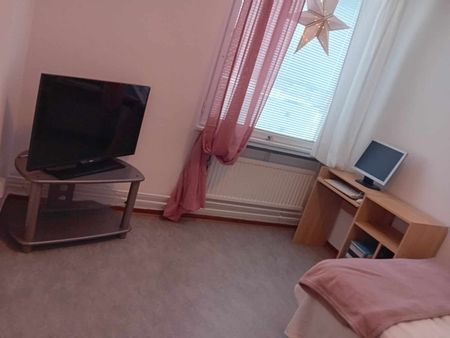 Sandfjärdsgatan, Årsta - Photo 3