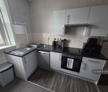 1 bedroom in a house share to rent - Photo 5