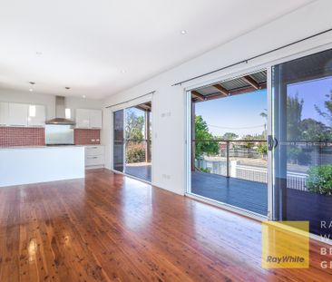 12 Deakin Avenue, Southport QLD 4215 - House For Rent | Domain - Photo 1