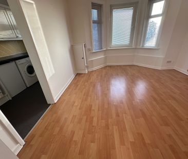 Wimborne Road, Bournemouth - Photo 2