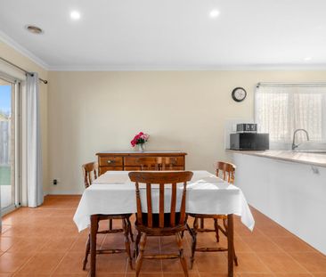 Welcome to 9 Jolley Rise, Harkness - A Comfortable, Low-Maintenance... - Photo 5