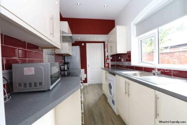 5 bedroom property to rent in Coventry - Photo 1