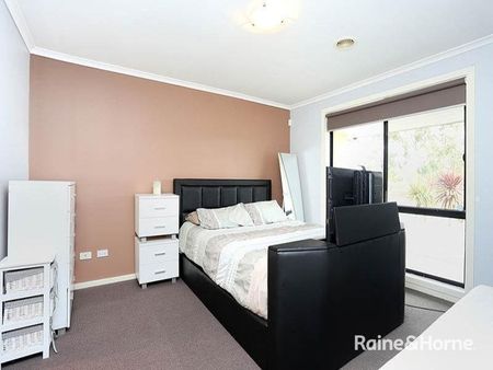 Stunning Family Home - Photo 3