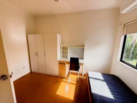 250 Sir Fred, Brisbane - Photo 3