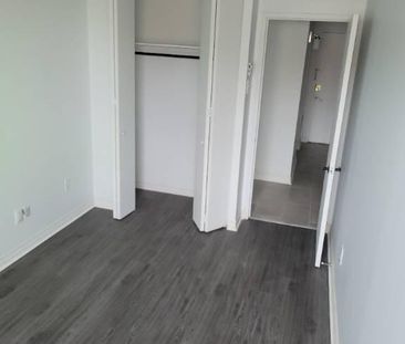 Très Bel Appartement 4 1/2 DDO à Louer - Boulevard des Sources - Photo 2