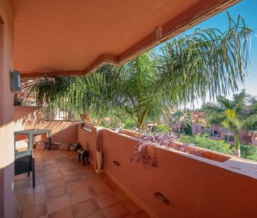 Middle Floor Apartment in New Golden Mile - Photo 4