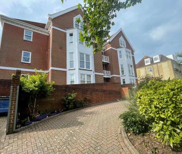 2 bedroom ground floor flat to rent - Photo 3