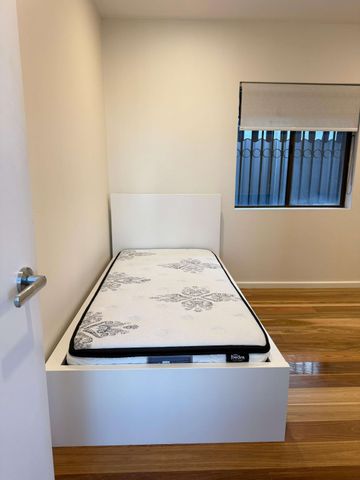 Sylvania Waters - Photo 2